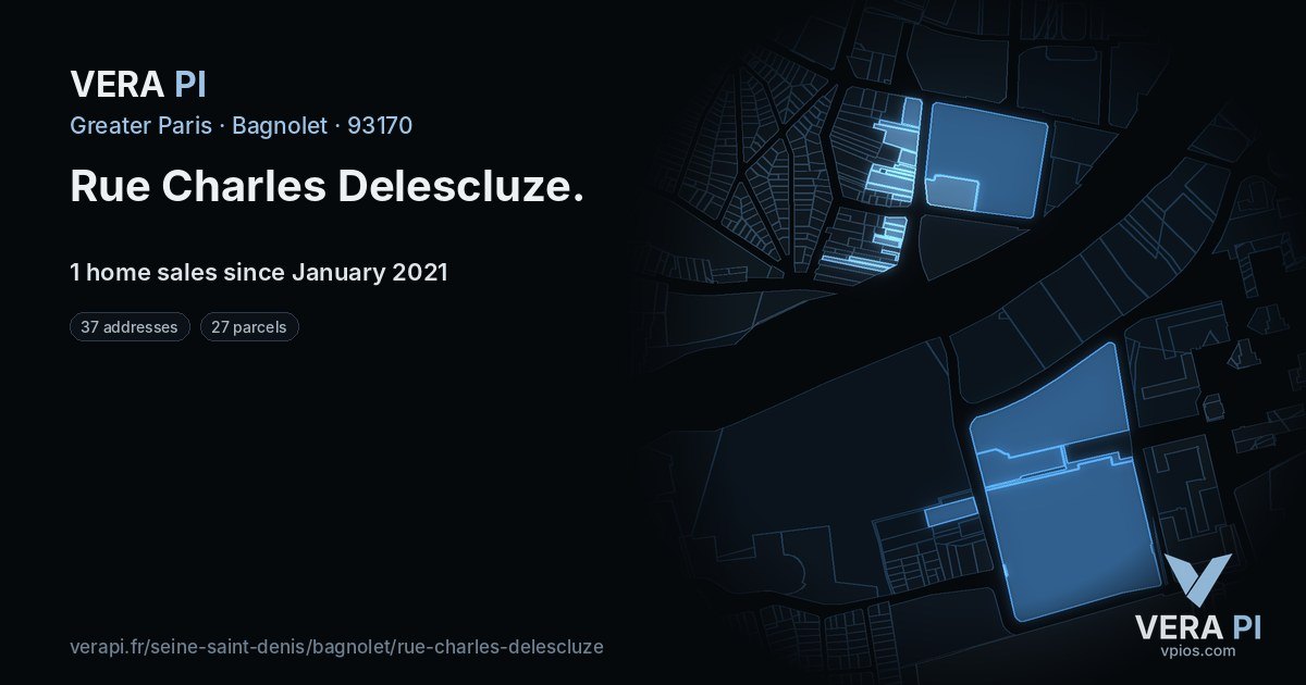 Rue Charles Delescluze, Bagnolet at night – every parcel coloured by the prices around it, the street's own parcels lit