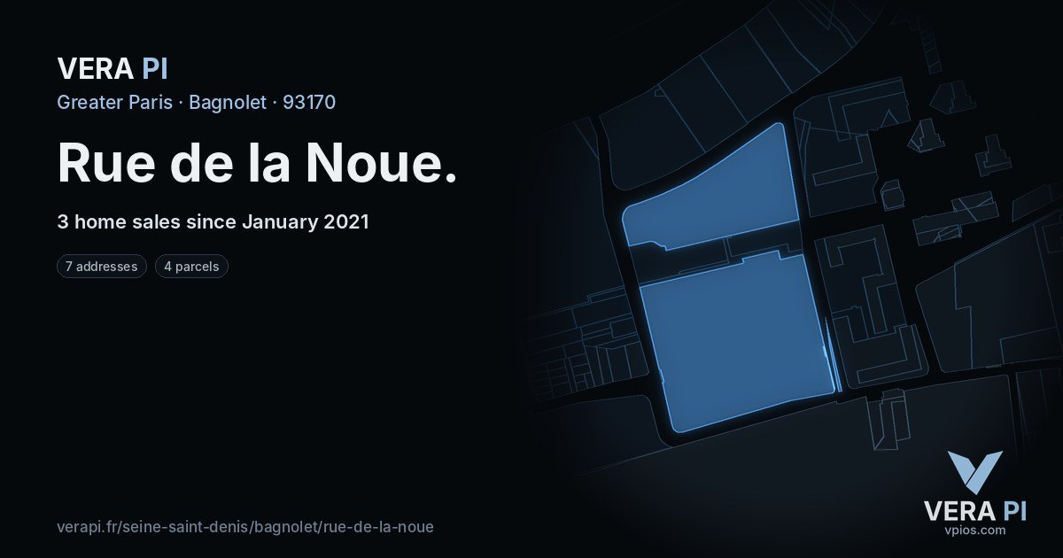 Rue de la Noue, Bagnolet at night – every parcel coloured by the prices around it, the street's own parcels lit