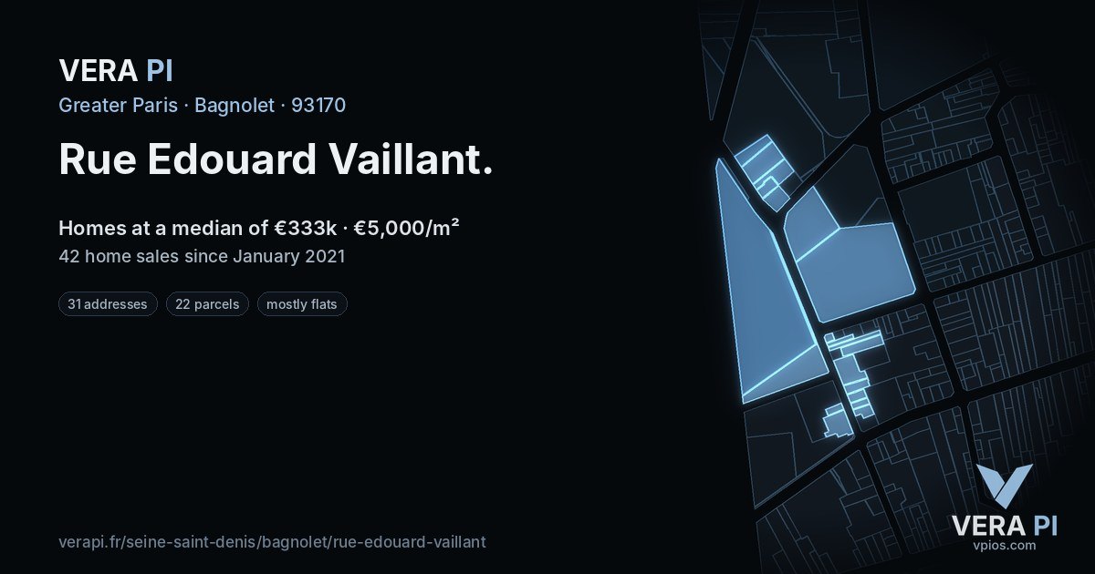 Rue Edouard Vaillant, Bagnolet at night – every parcel coloured by the prices around it, the street's own parcels lit