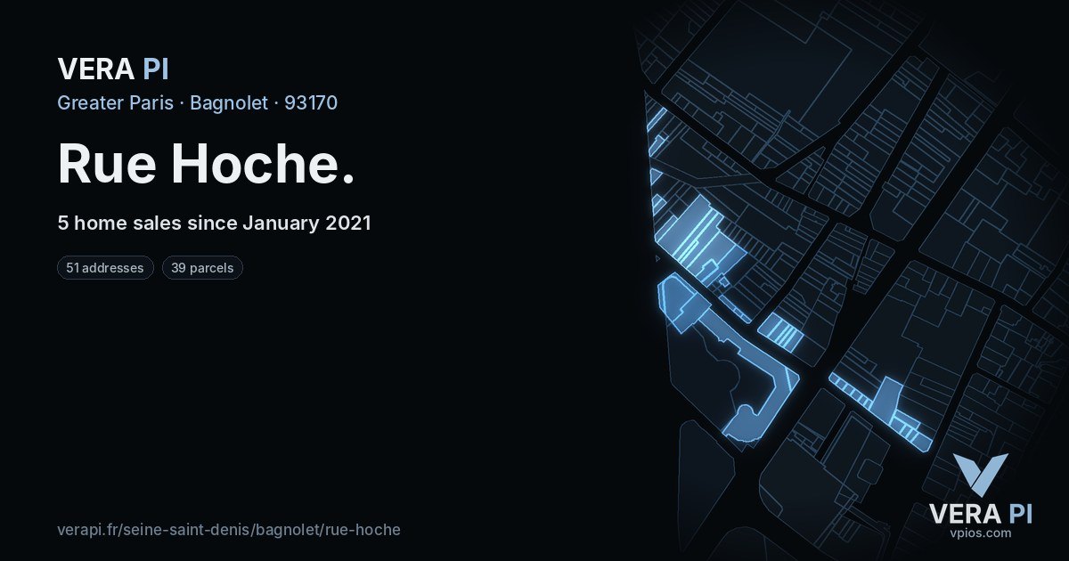 Rue Hoche, Bagnolet at night – every parcel coloured by the prices around it, the street's own parcels lit