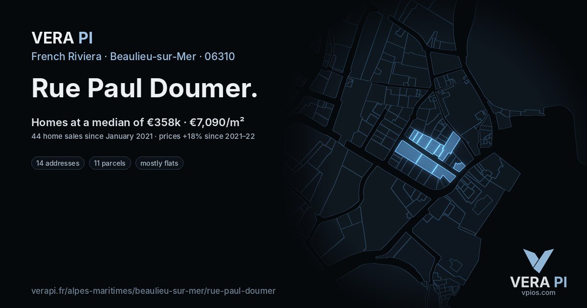 Rue Paul Doumer, Beaulieu-sur-Mer at night – every parcel coloured by the prices around it, the street's own parcels lit