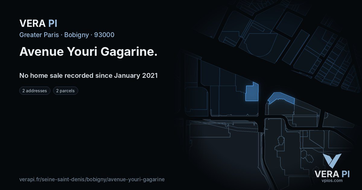 Avenue Youri Gagarine, Bobigny at night – every parcel coloured by the prices around it, the street's own parcels lit