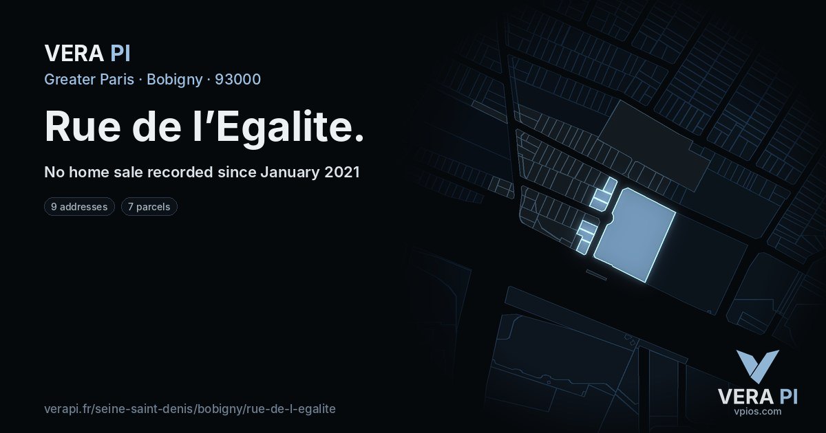 Rue de l’Egalite, Bobigny at night – every parcel coloured by the prices around it, the street's own parcels lit