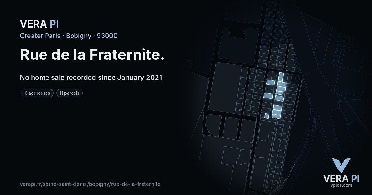 Rue de la Fraternite, Bobigny at night – every parcel coloured by the prices around it, the street's own parcels lit