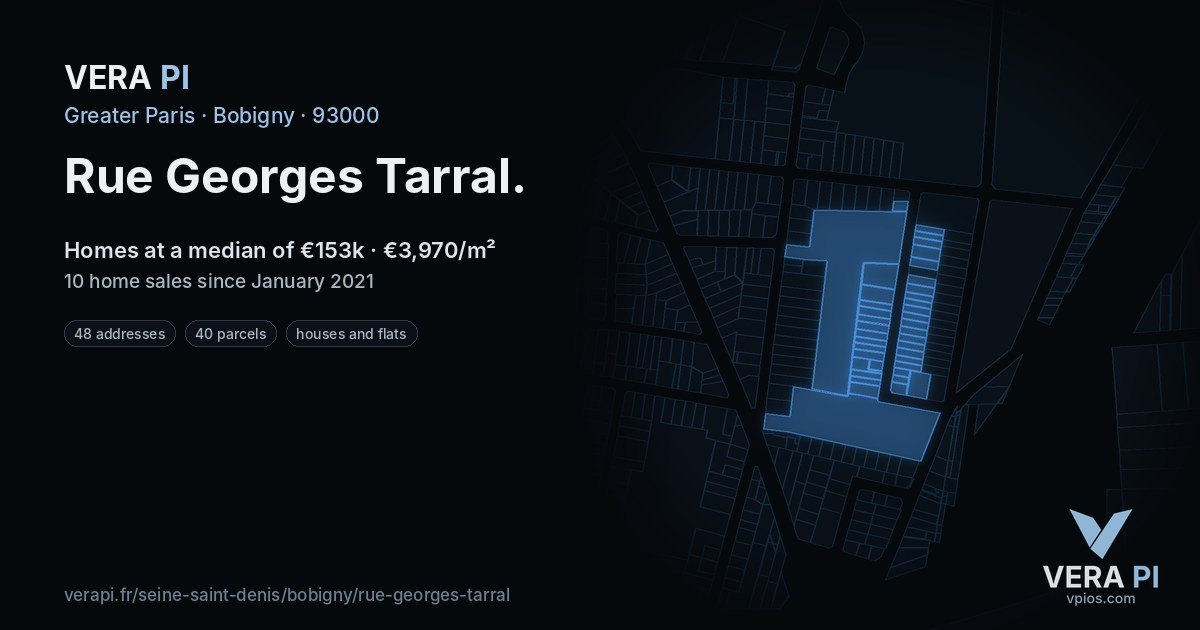 Rue Georges Tarral, Bobigny at night – every parcel coloured by the prices around it, the street's own parcels lit