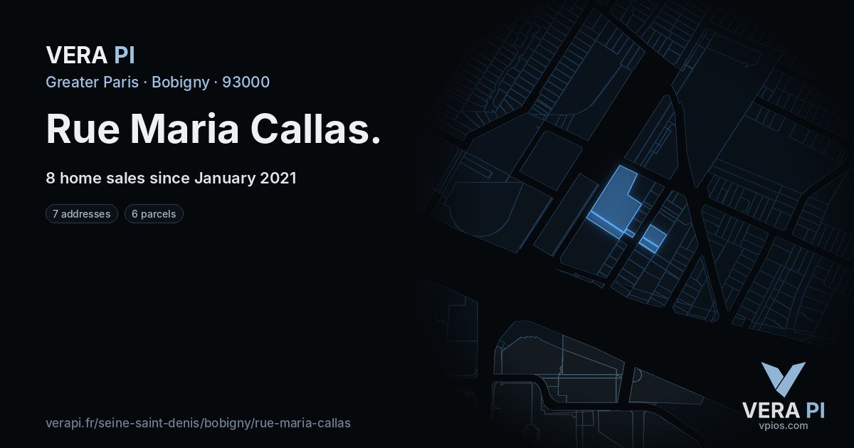 Rue Maria Callas, Bobigny at night – every parcel coloured by the prices around it, the street's own parcels lit