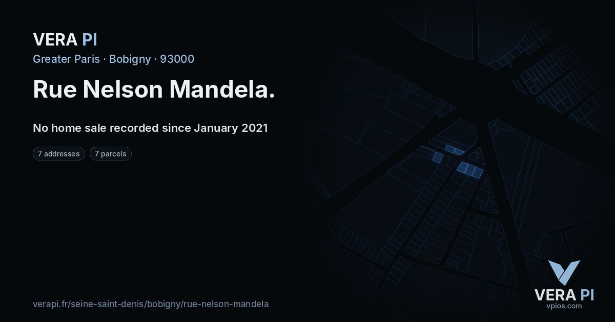 Rue Nelson Mandela, Bobigny at night – every parcel coloured by the prices around it, the street's own parcels lit