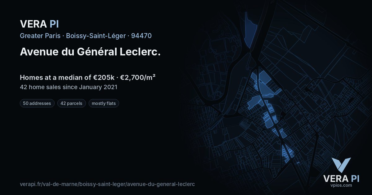 Avenue du Général Leclerc, Boissy-Saint-Léger at night – every parcel coloured by the prices around it, the street's own parcels lit