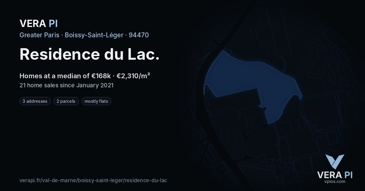 Residence du Lac, Boissy-Saint-Léger at night – every parcel coloured by the prices around it, the street's own parcels lit