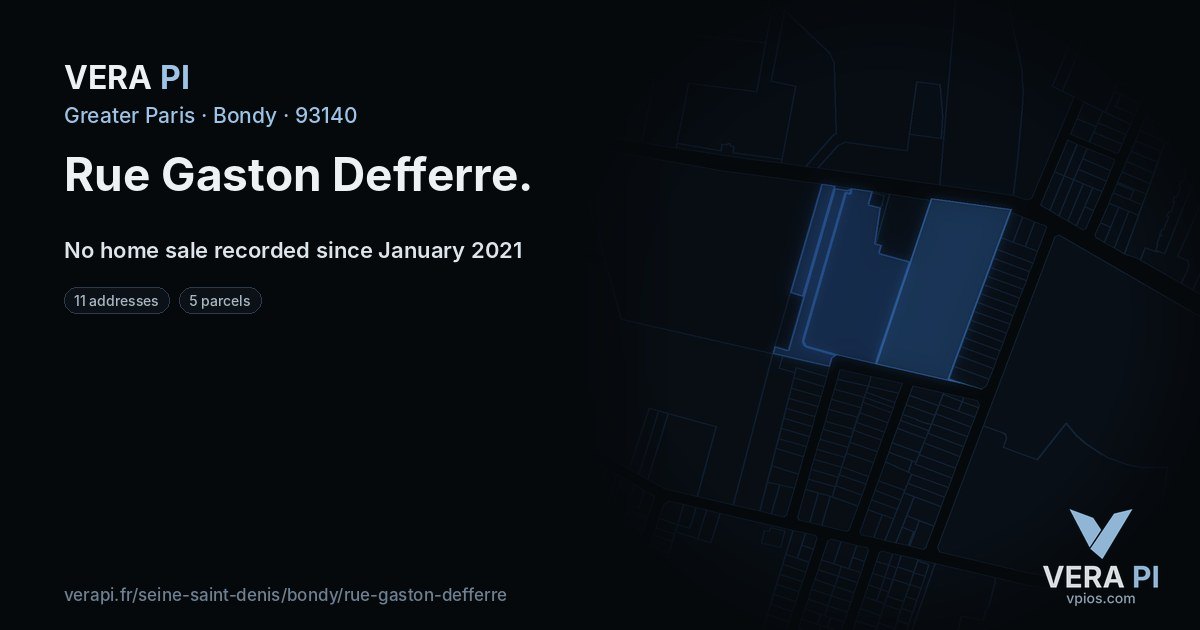 Rue Gaston Defferre, Bondy at night – every parcel coloured by the prices around it, the street's own parcels lit