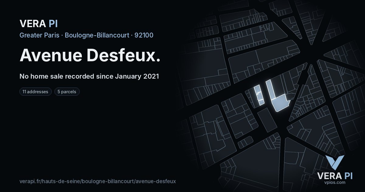 Avenue Desfeux, Boulogne-Billancourt at night – every parcel coloured by the prices around it, the street's own parcels lit