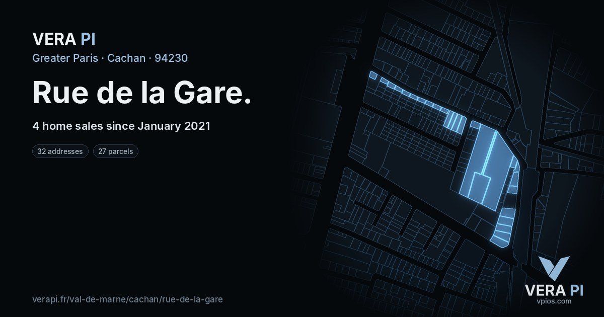 Rue de la Gare, Cachan at night – every parcel coloured by the prices around it, the street's own parcels lit