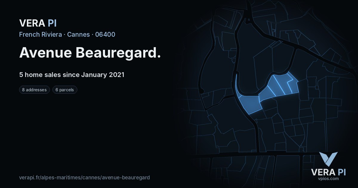 Avenue Beauregard, Cannes at night – every parcel coloured by the prices around it, the street's own parcels lit