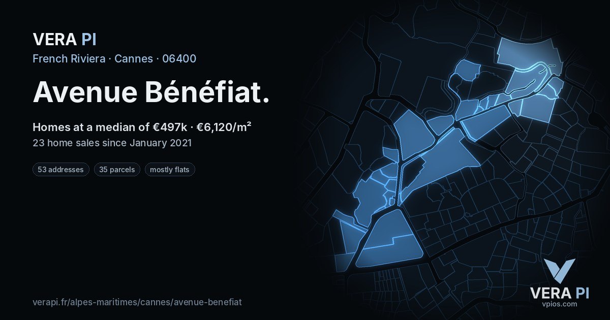 Avenue Bénéfiat, Cannes at night – every parcel coloured by the prices around it, the street's own parcels lit