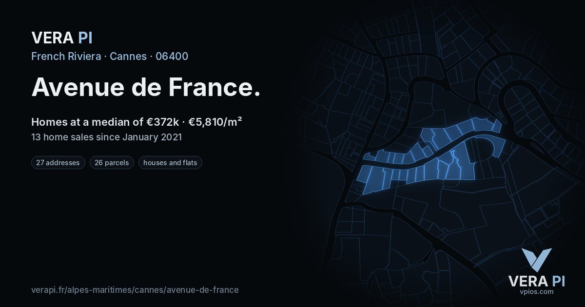 Avenue de France, Cannes at night – every parcel coloured by the prices around it, the street's own parcels lit