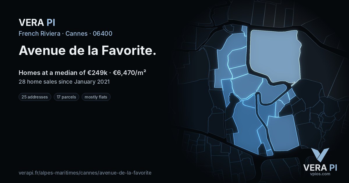 Avenue de la Favorite, Cannes at night – every parcel coloured by the prices around it, the street's own parcels lit