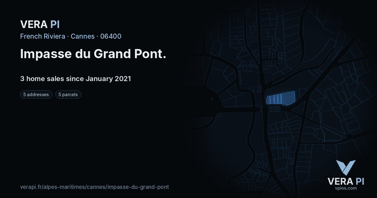 Impasse du Grand Pont, Cannes at night – every parcel coloured by the prices around it, the street's own parcels lit