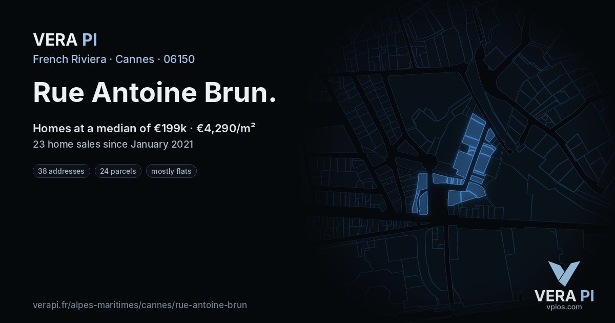 Rue Antoine Brun, Cannes at night – every parcel coloured by the prices around it, the street's own parcels lit