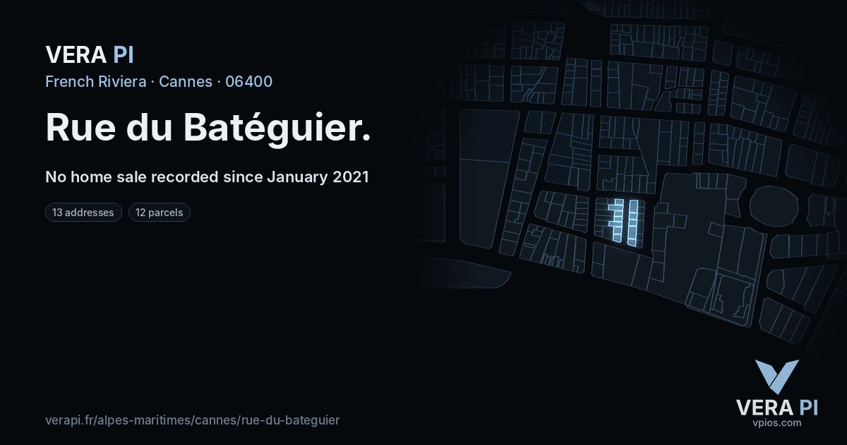 Rue du Batéguier, Cannes at night – every parcel coloured by the prices around it, the street's own parcels lit