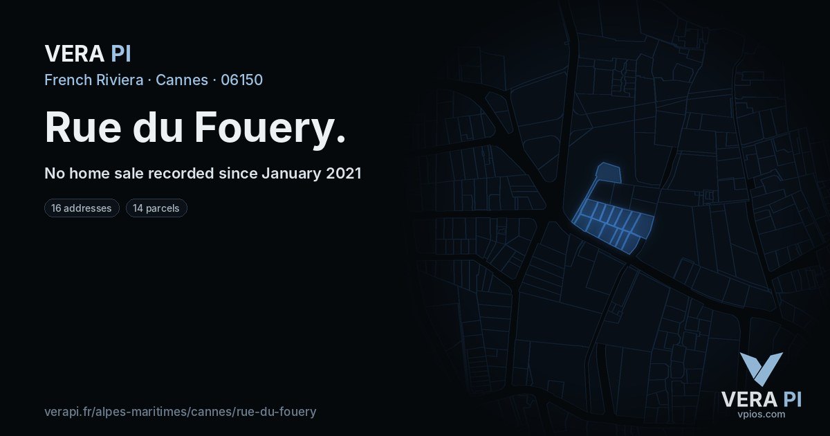 Rue du Fouery, Cannes at night – every parcel coloured by the prices around it, the street's own parcels lit