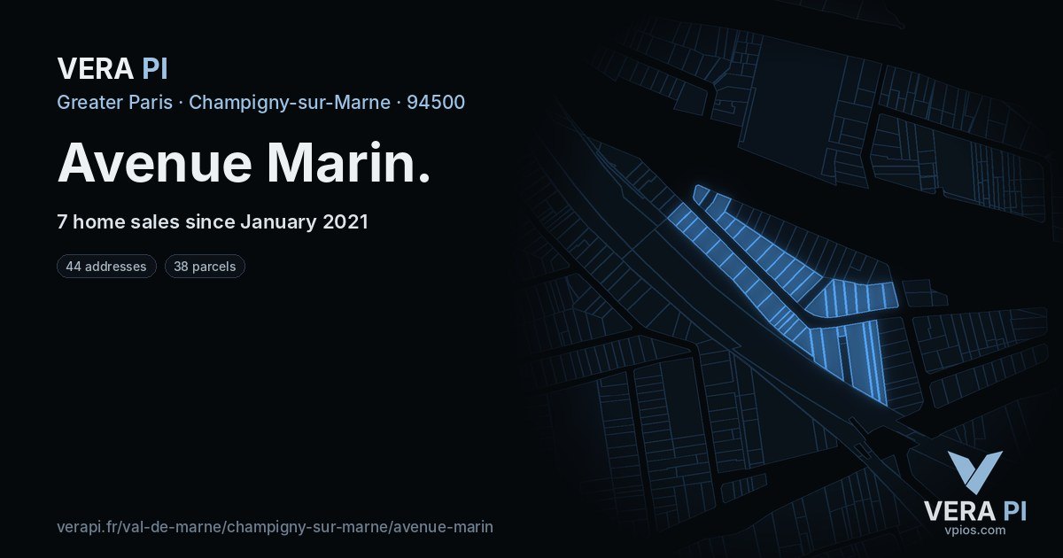 Avenue Marin, Champigny-sur-Marne at night – every parcel coloured by the prices around it, the street's own parcels lit