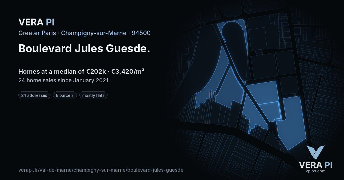 Boulevard Jules Guesde, Champigny-sur-Marne at night – every parcel coloured by the prices around it, the street's own parcels lit