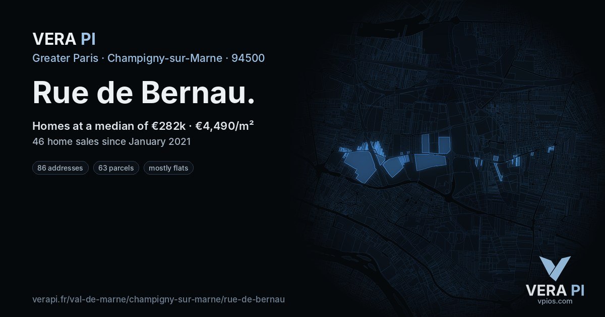 Rue de Bernau, Champigny-sur-Marne at night – every parcel coloured by the prices around it, the street's own parcels lit