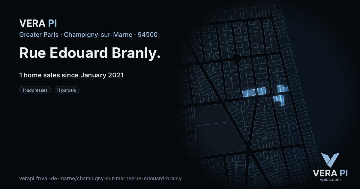 Rue Edouard Branly, Champigny-sur-Marne at night – every parcel coloured by the prices around it, the street's own parcels lit