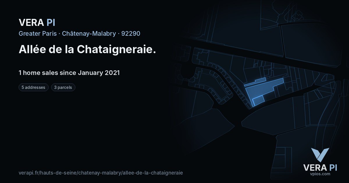 Allée de la Chataigneraie, Châtenay-Malabry at night – every parcel coloured by the prices around it, the street's own parcels lit