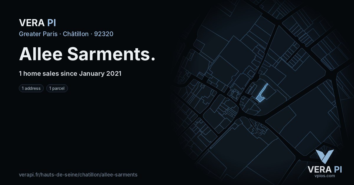 Allee Sarments, Châtillon at night – every parcel coloured by the prices around it, the street's own parcels lit