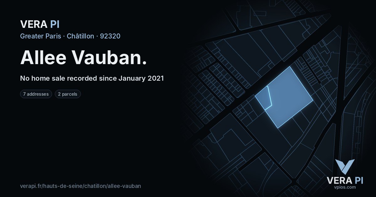 Allee Vauban, Châtillon at night – every parcel coloured by the prices around it, the street's own parcels lit