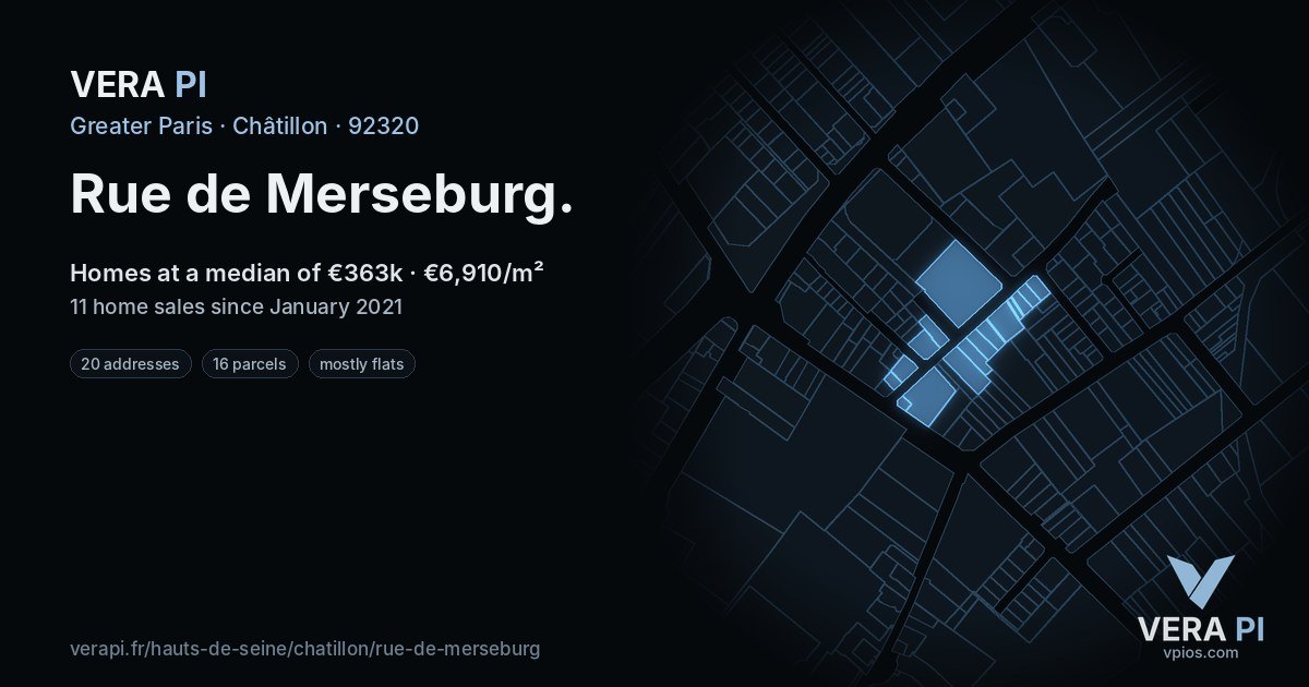 Rue de Merseburg, Châtillon at night – every parcel coloured by the prices around it, the street's own parcels lit