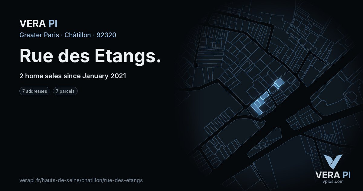 Rue des Etangs, Châtillon at night – every parcel coloured by the prices around it, the street's own parcels lit