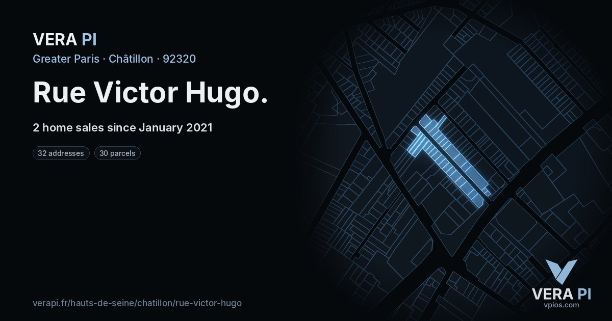 Rue Victor Hugo, Châtillon at night – every parcel coloured by the prices around it, the street's own parcels lit