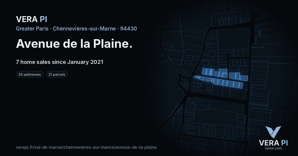 Avenue de la Plaine, Chennevières-sur-Marne at night – every parcel coloured by the prices around it, the street's own parcels lit