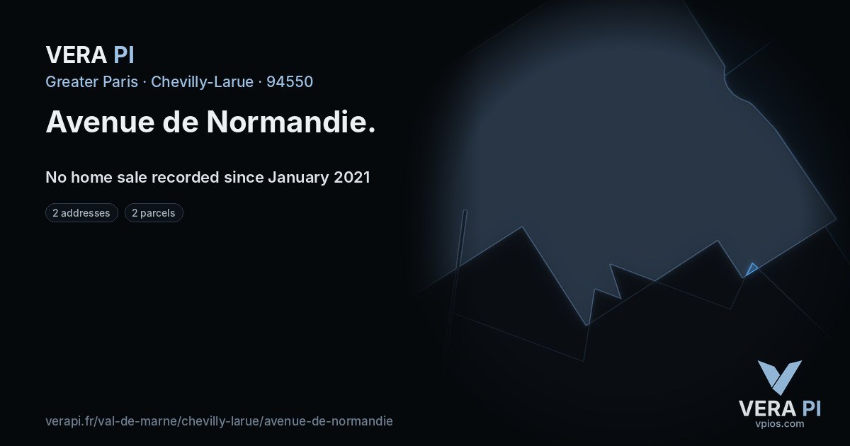 Avenue de Normandie, Chevilly-Larue at night – every parcel coloured by the prices around it, the street's own parcels lit