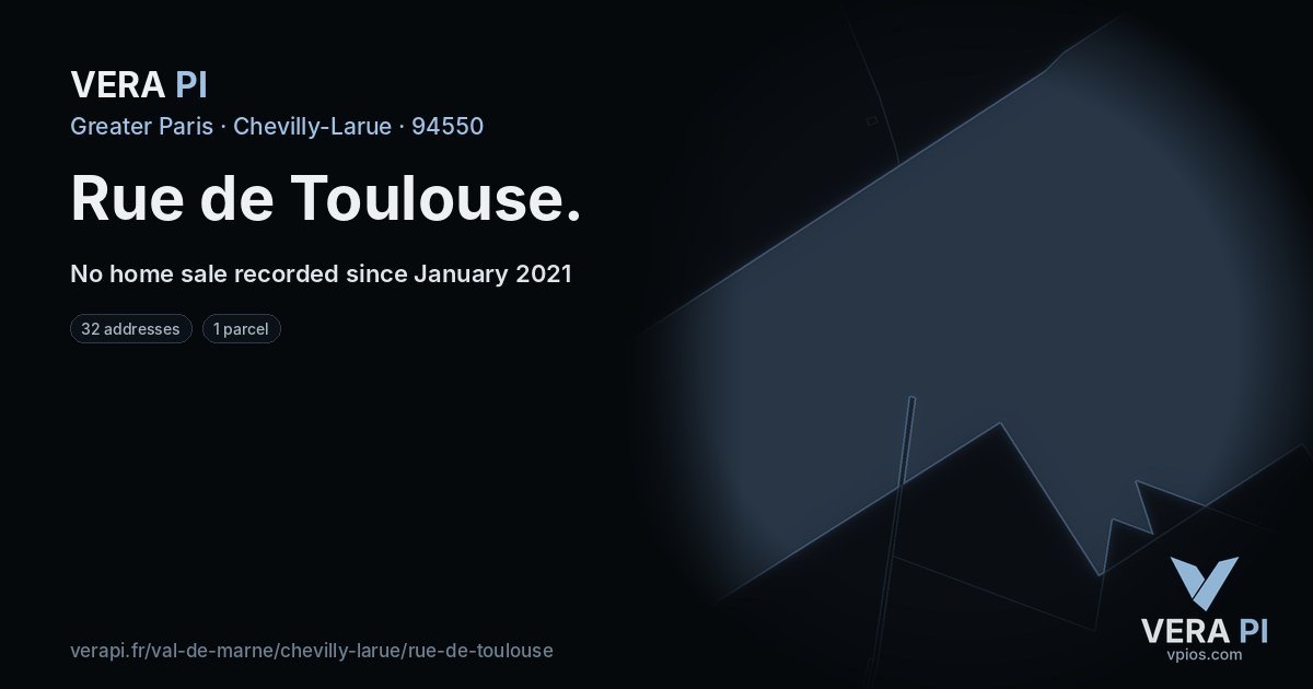 Rue de Toulouse, Chevilly-Larue at night – every parcel coloured by the prices around it, the street's own parcels lit