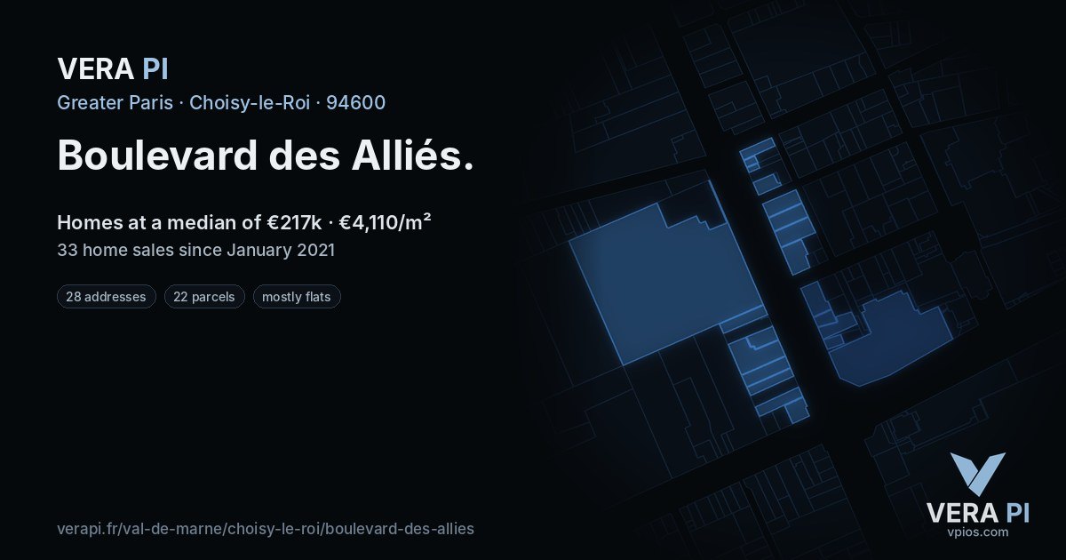 Boulevard des Alliés, Choisy-le-Roi at night – every parcel coloured by the prices around it, the street's own parcels lit
