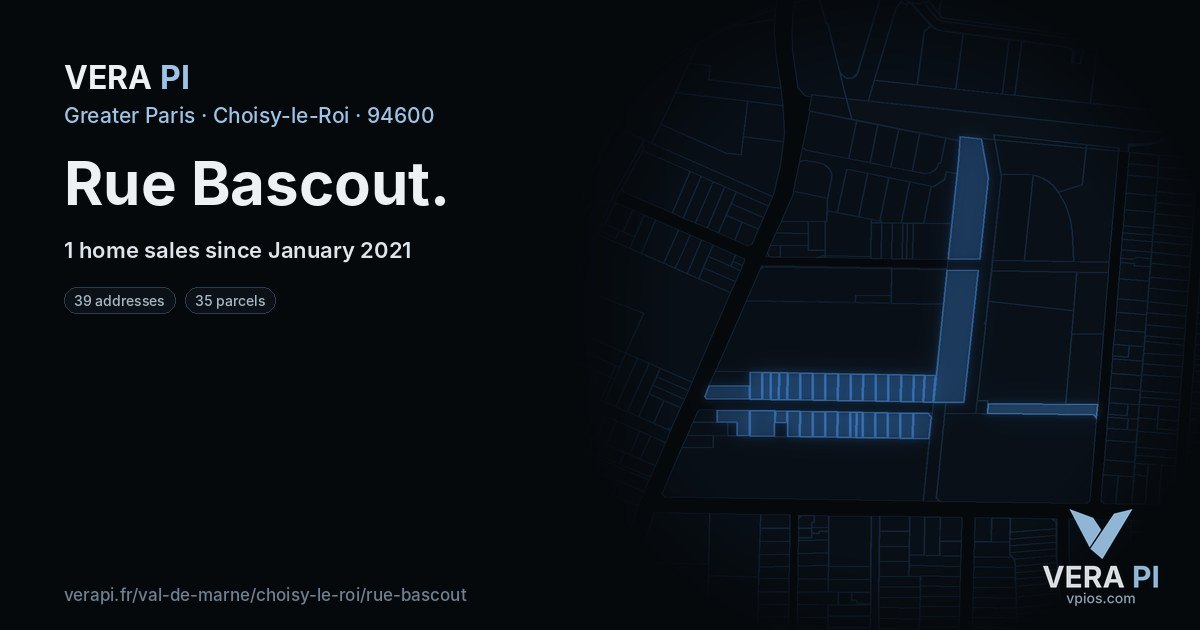 Rue Bascout, Choisy-le-Roi at night – every parcel coloured by the prices around it, the street's own parcels lit