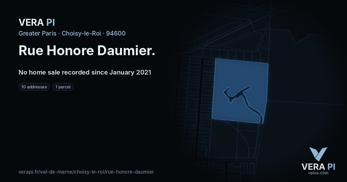 Rue Honore Daumier, Choisy-le-Roi at night – every parcel coloured by the prices around it, the street's own parcels lit