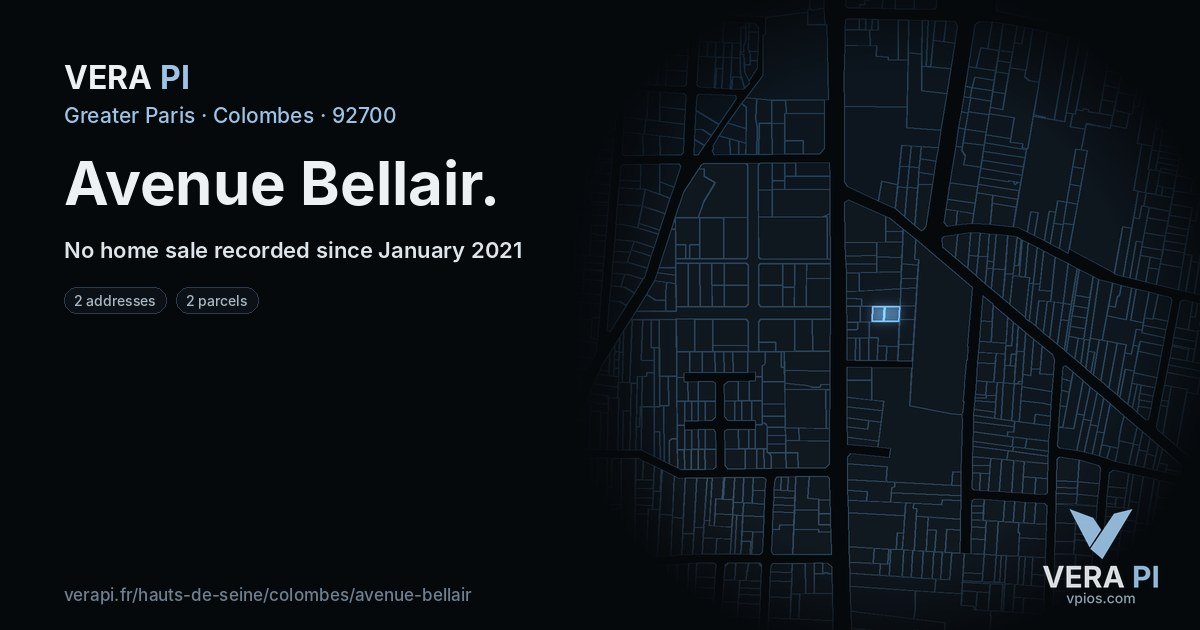 Avenue Bellair, Colombes at night – every parcel coloured by the prices around it, the street's own parcels lit