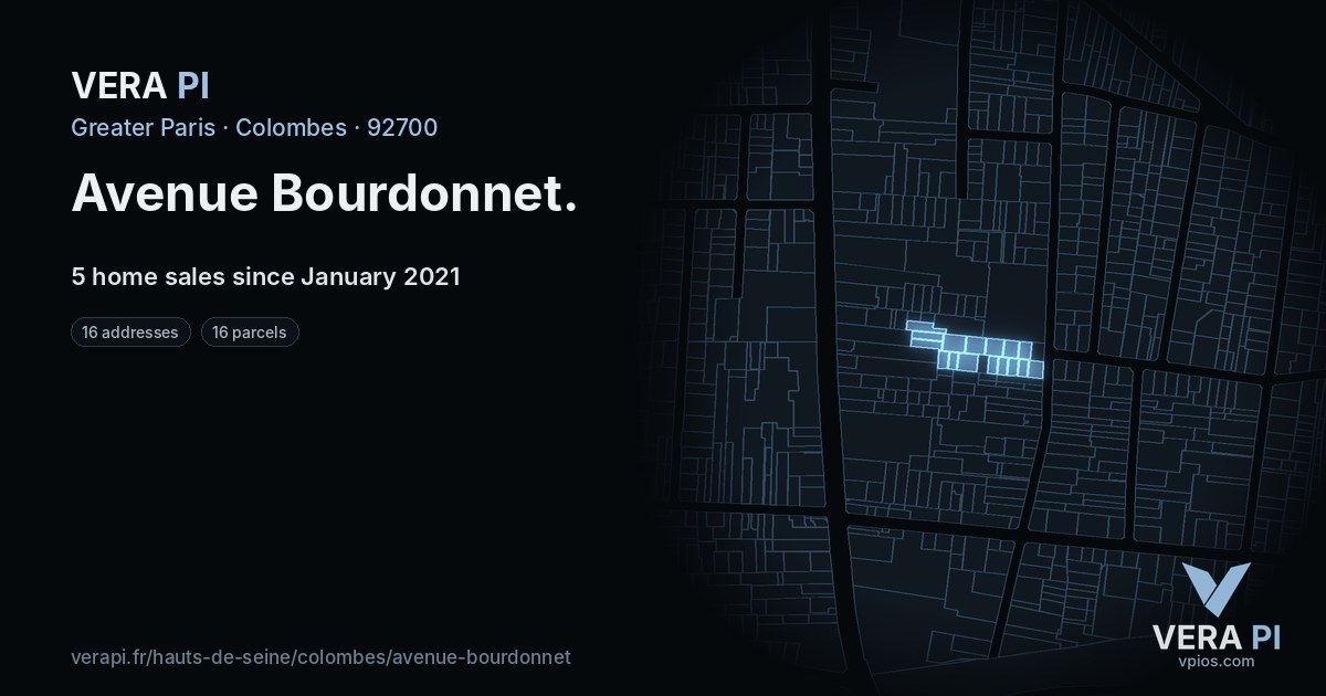 Avenue Bourdonnet, Colombes at night – every parcel coloured by the prices around it, the street's own parcels lit