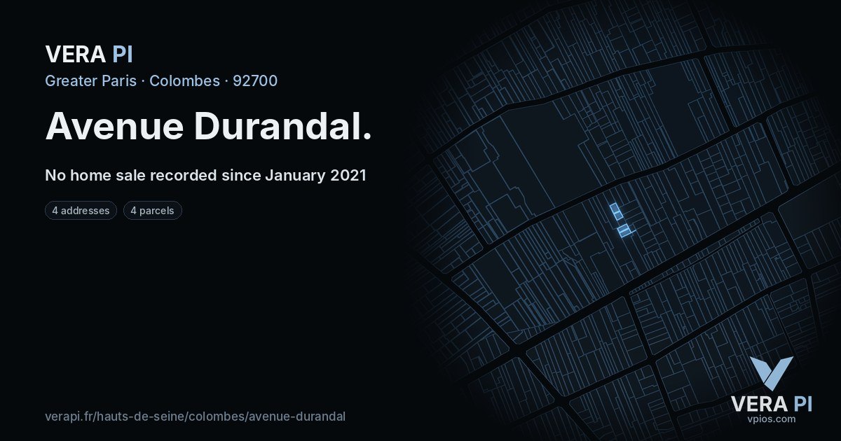 Avenue Durandal, Colombes at night – every parcel coloured by the prices around it, the street's own parcels lit