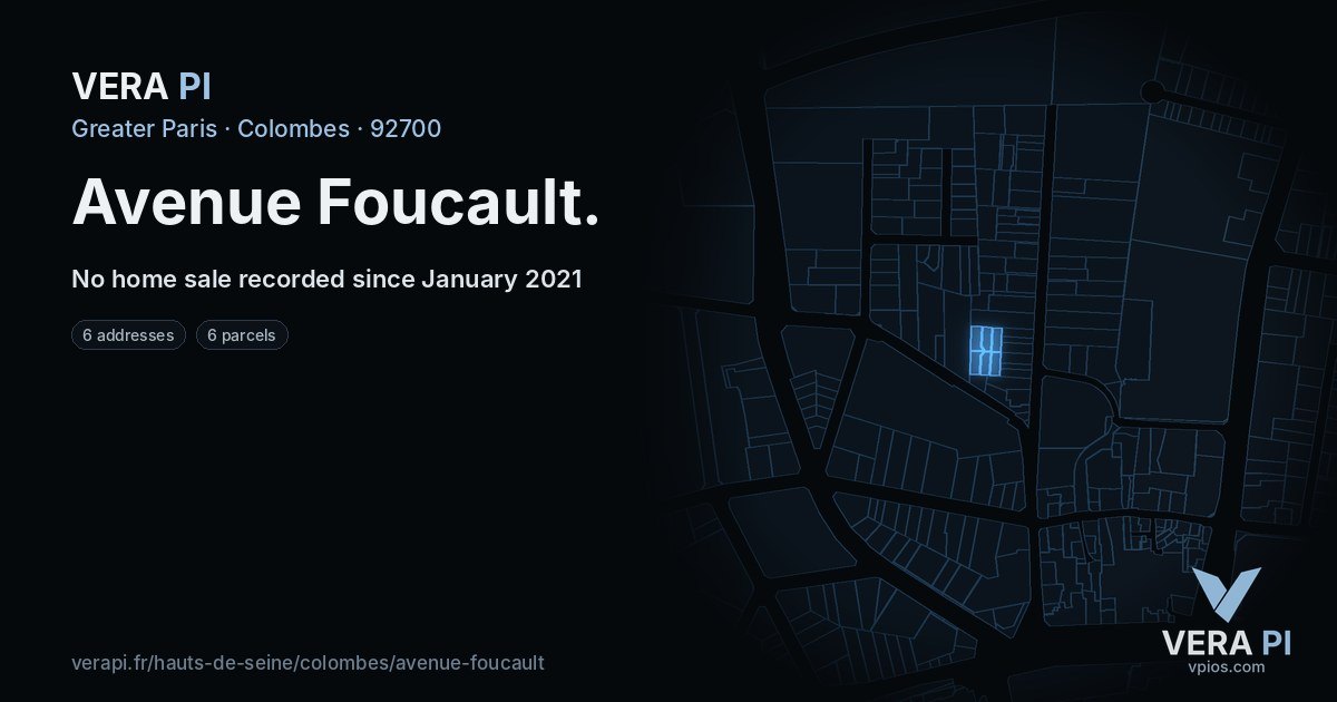 Avenue Foucault, Colombes at night – every parcel coloured by the prices around it, the street's own parcels lit