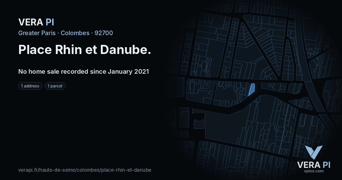 Place Rhin et Danube, Colombes at night – every parcel coloured by the prices around it, the street's own parcels lit