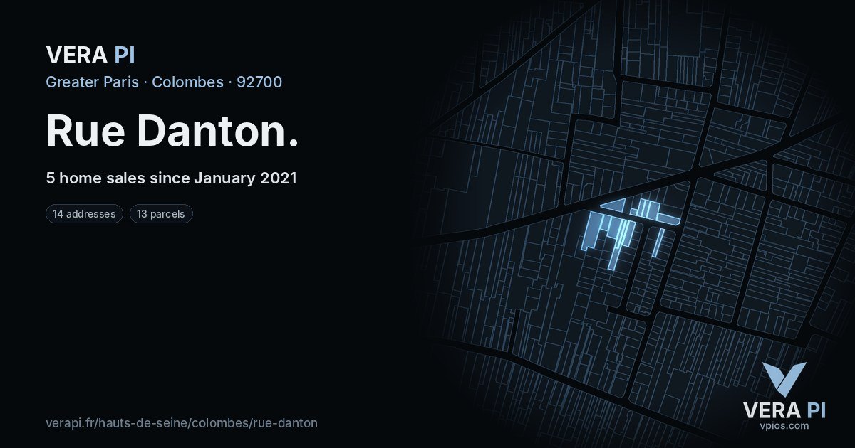 Rue Danton, Colombes at night – every parcel coloured by the prices around it, the street's own parcels lit