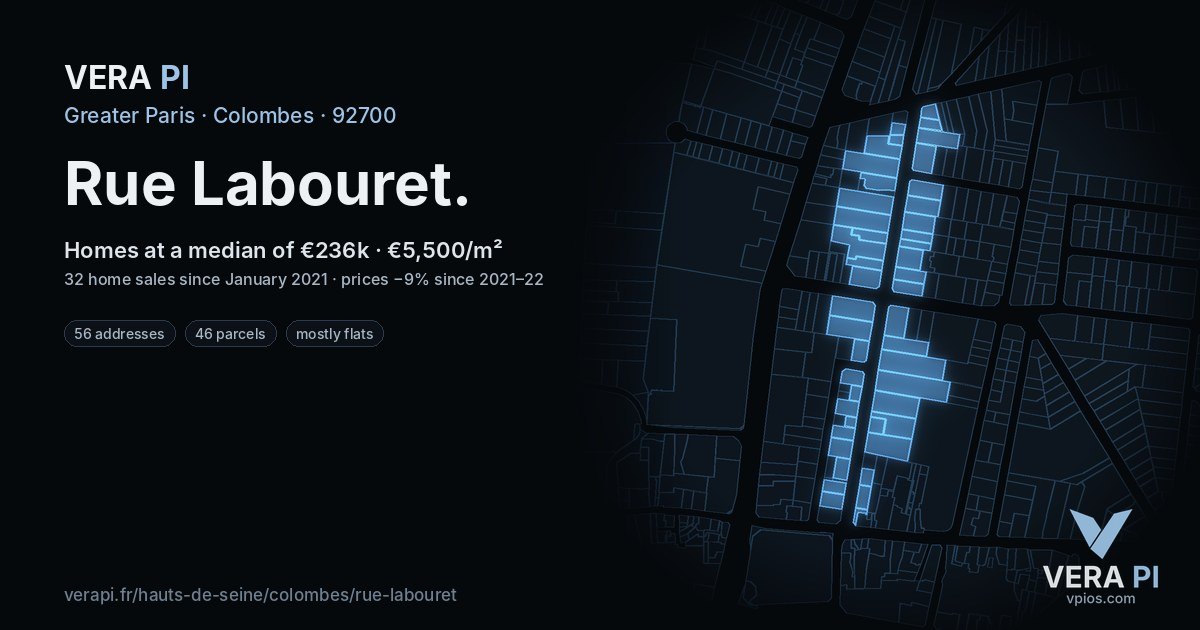 Rue Labouret, Colombes at night – every parcel coloured by the prices around it, the street's own parcels lit