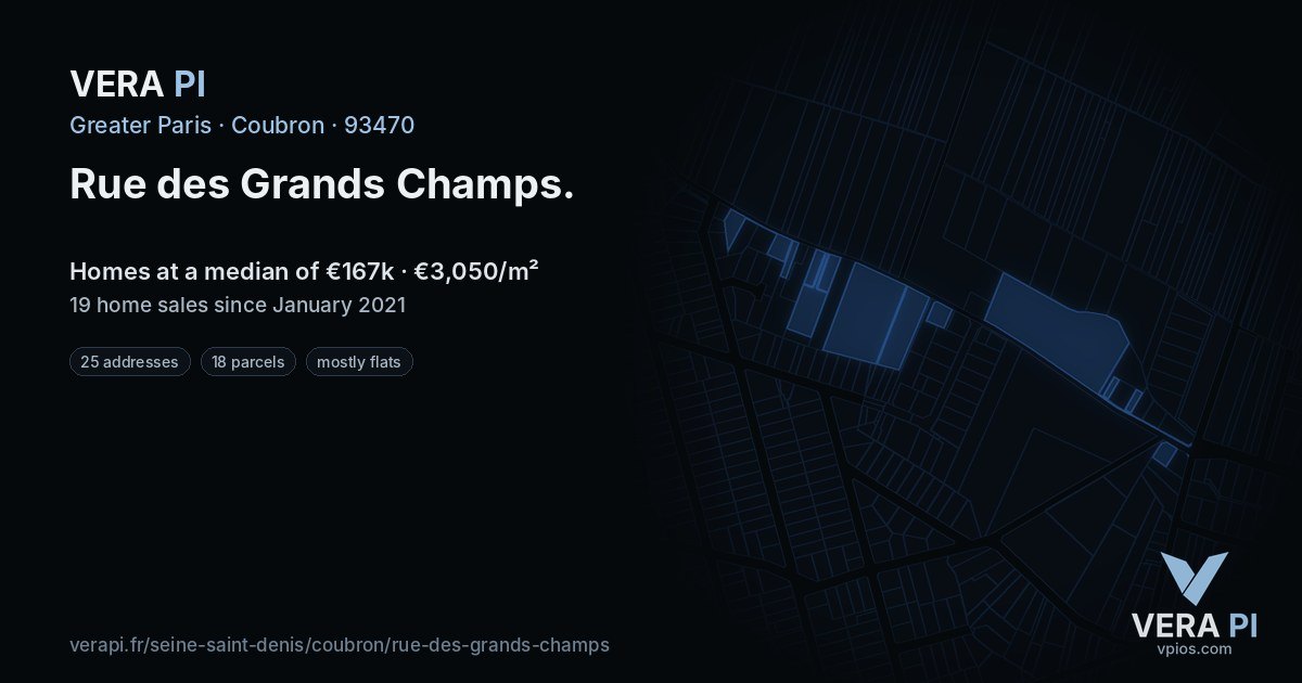 Rue des Grands Champs, Coubron at night – every parcel coloured by the prices around it, the street's own parcels lit