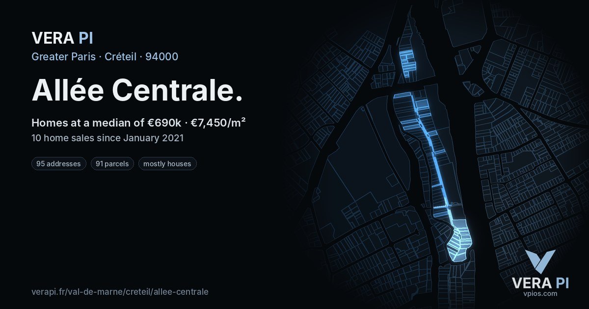 Allée Centrale, Créteil at night – every parcel coloured by the prices around it, the street's own parcels lit