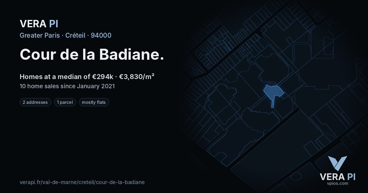 Cour de la Badiane, Créteil at night – every parcel coloured by the prices around it, the street's own parcels lit